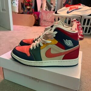 Jordan 1 Mid color block